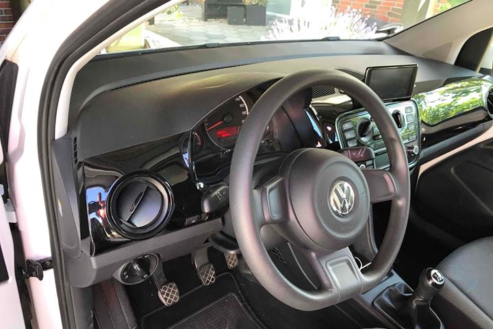 Hvid VW UP! fra 2013