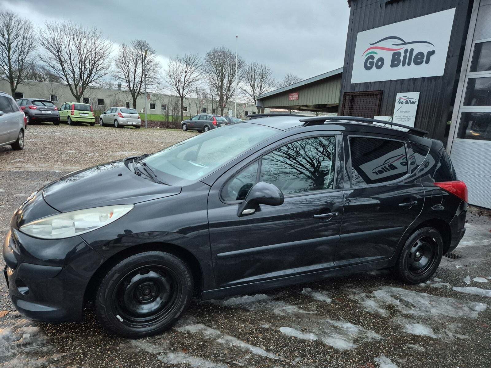 Grøn Peugeot 207 fra 2008