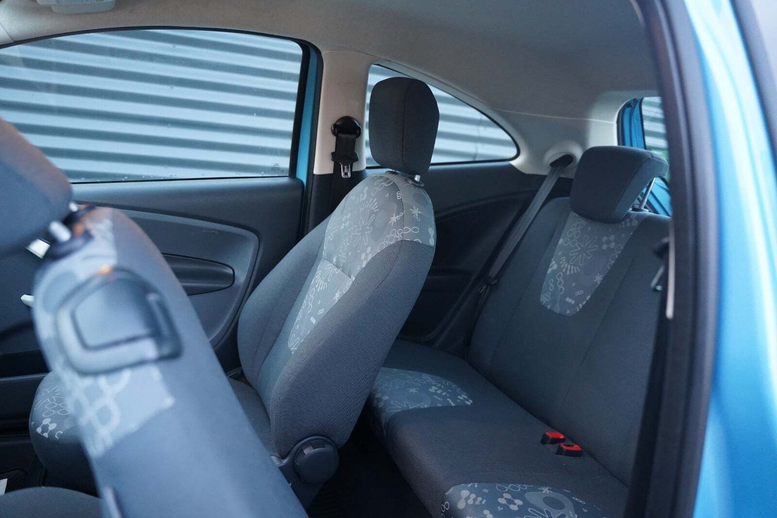 Blå Ford Ka fra 2009