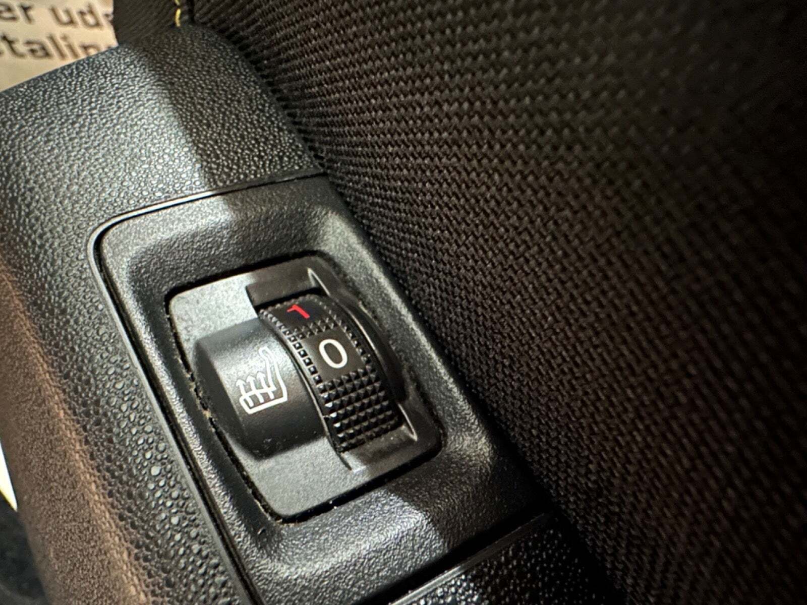 Rød Citroën C3 fra 2018