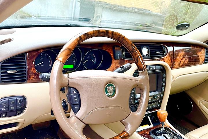 undefined Jaguar XJ fra 2007