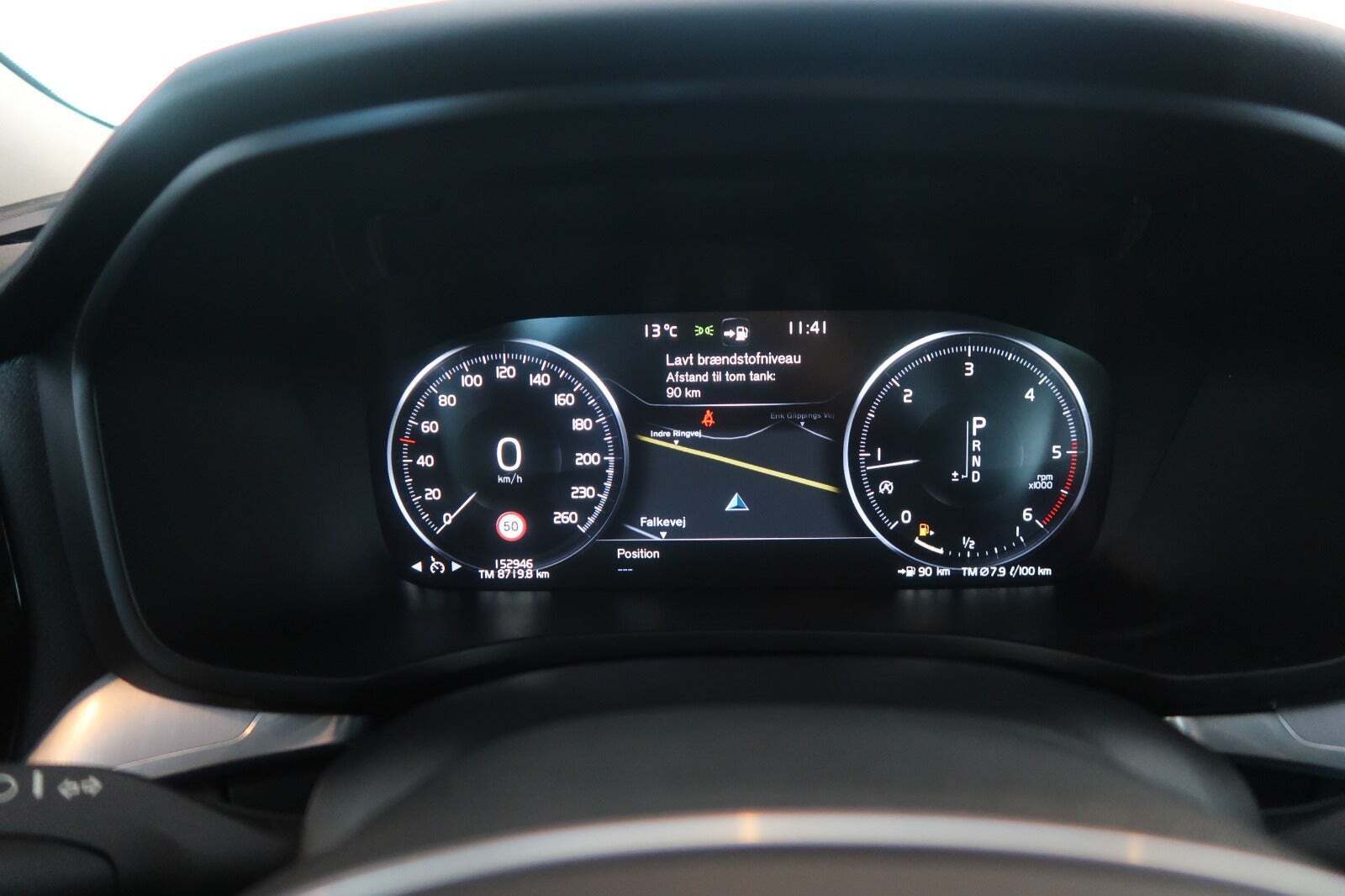 Hvid Volvo V60 fra 2020