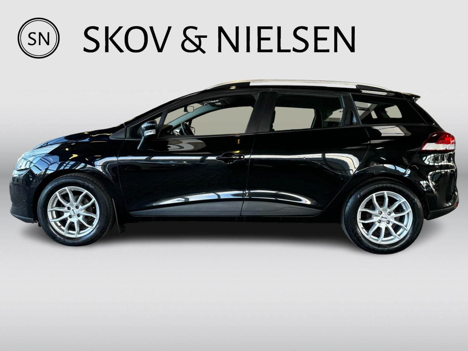 Sort Renault Clio IV fra 2013