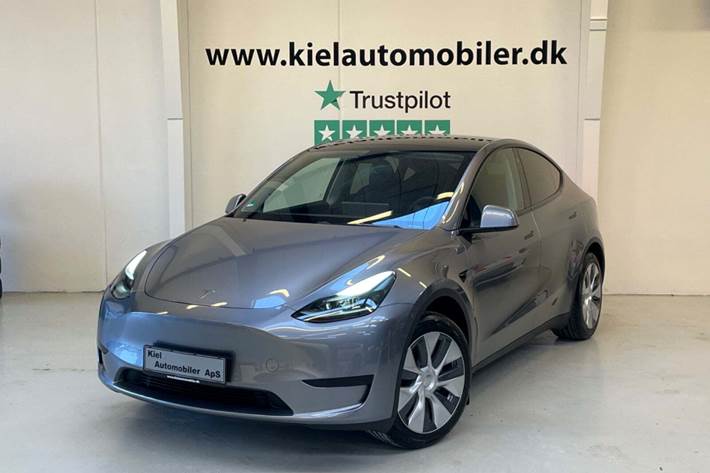 undefined Tesla Model Y fra 2024