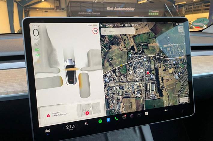 undefined Tesla Model Y fra 2024