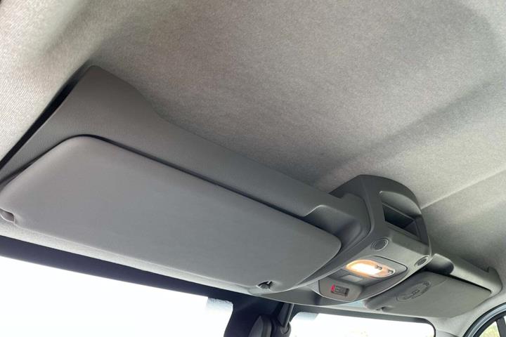 Hvid Renault Master IV T35 fra 2023