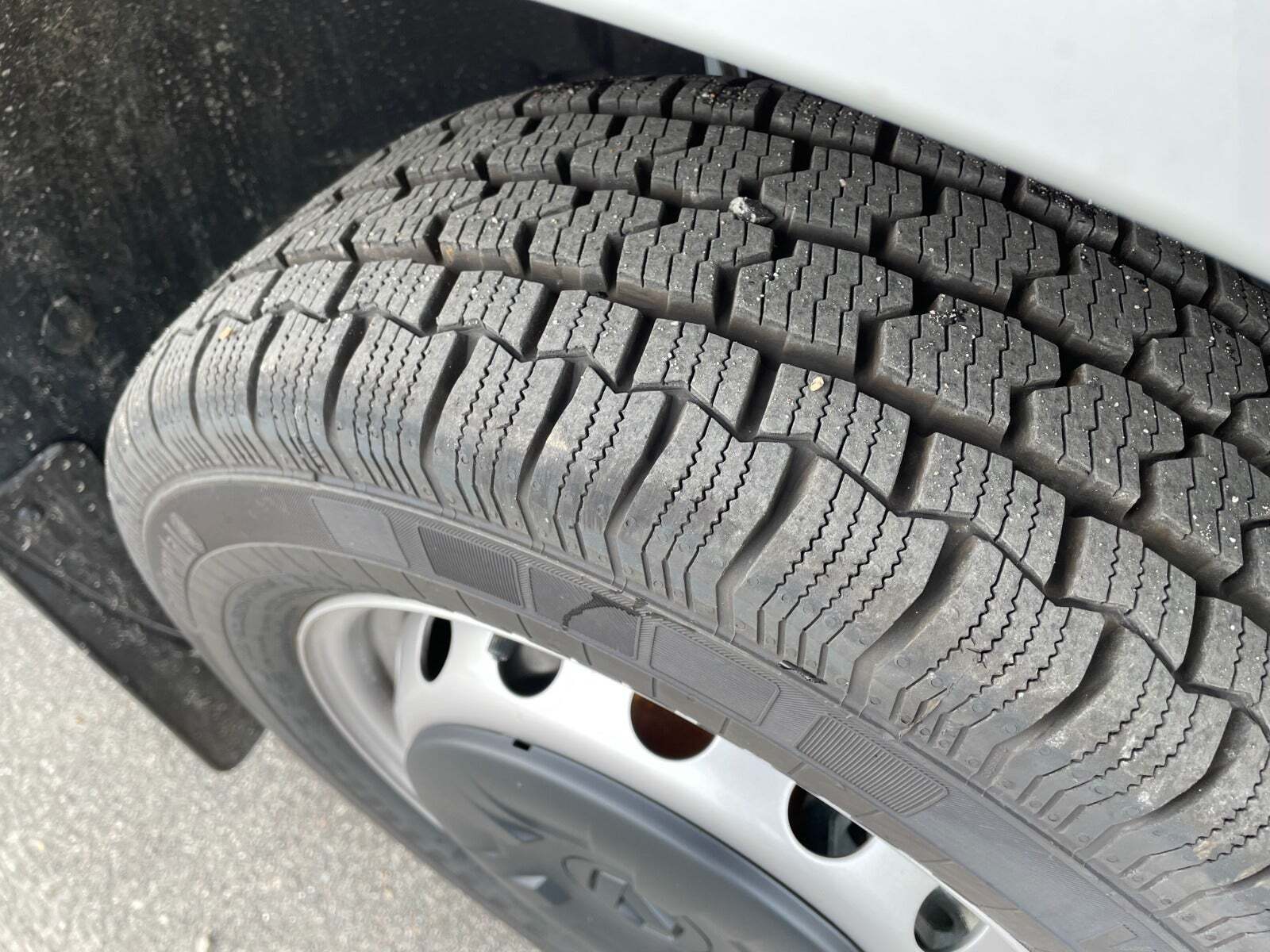 Hvid Renault Master IV T35 fra 2023