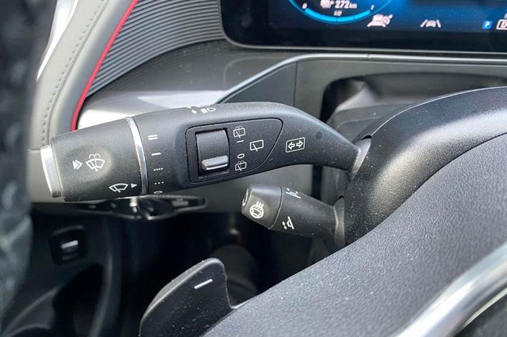 Sort Mercedes EQC400 fra 2021