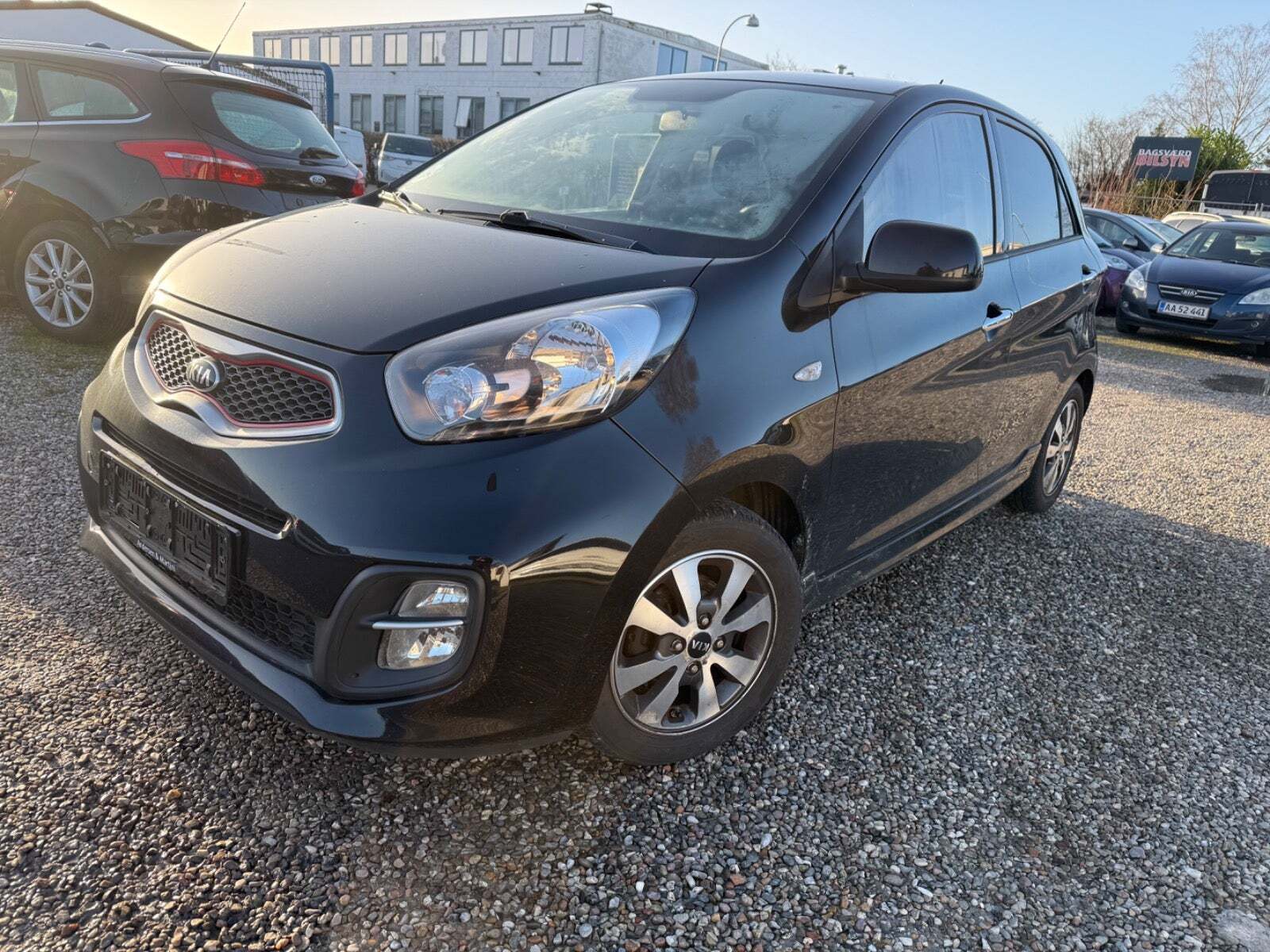 Sort Kia Picanto fra 2015 set udefra