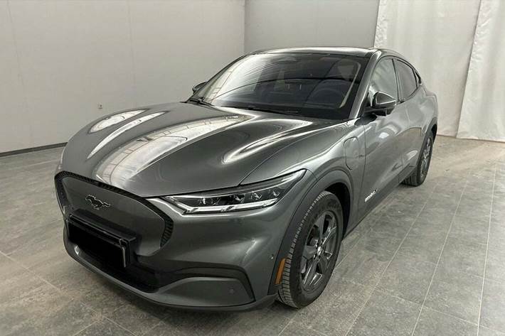 Grå Ford Mustang Mach-E fra 2021