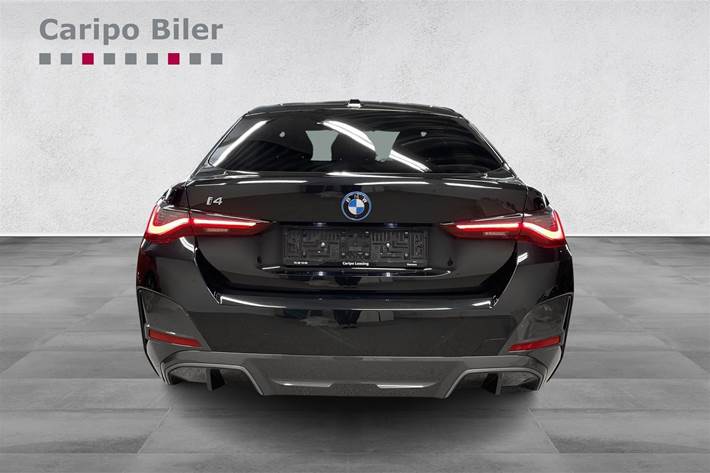 Sort BMW i4 fra 2024