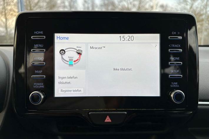 Hvid Toyota Yaris fra 2021