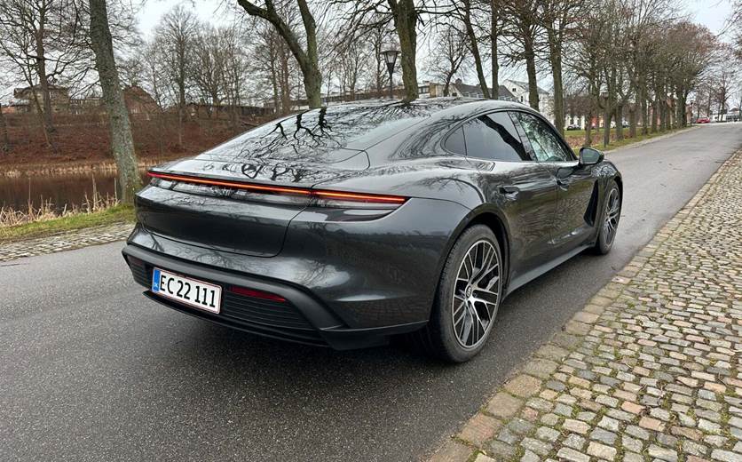 Porsche Taycan