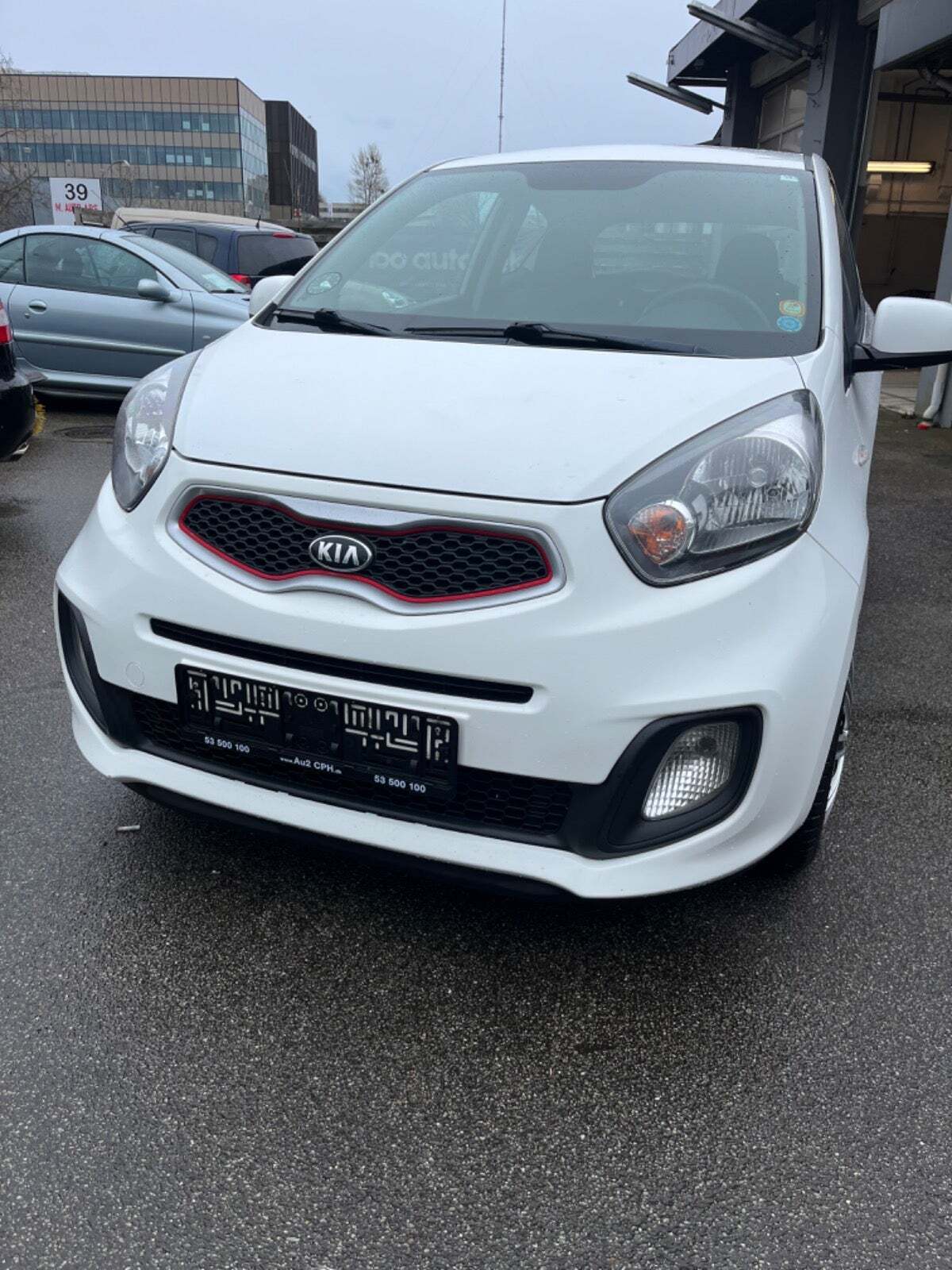 Rød Kia Picanto fra 2014