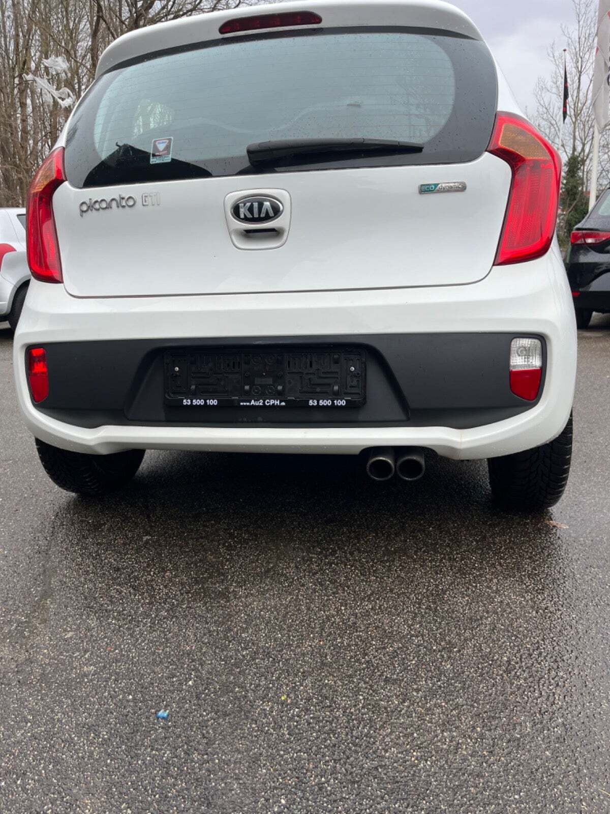 Rød Kia Picanto fra 2014