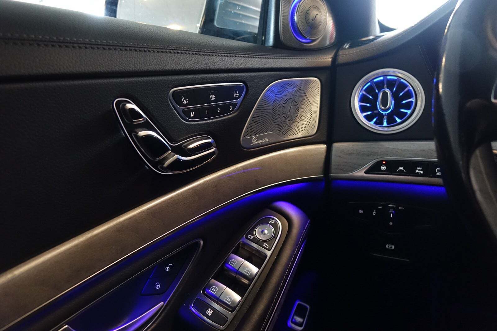 Grå Mercedes S500 fra 2016