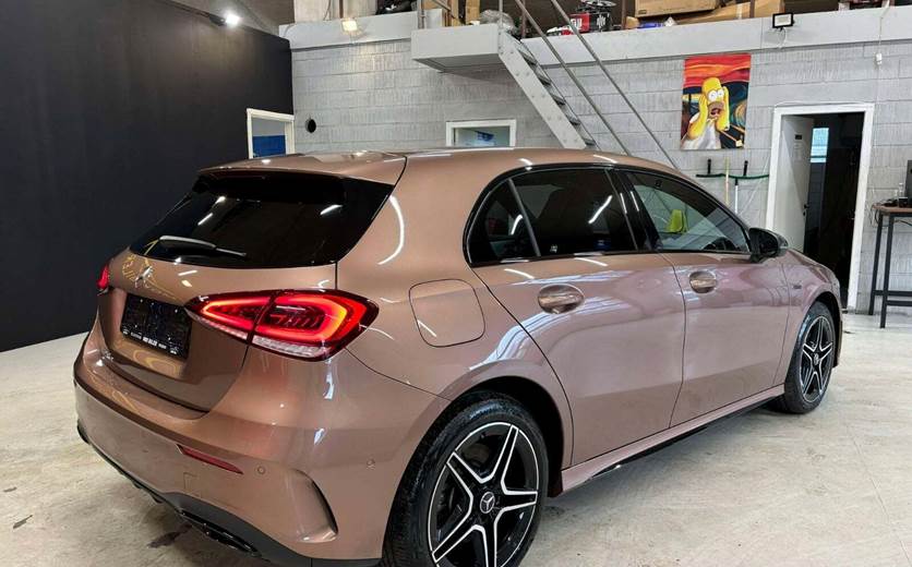 Mercedes A250 e