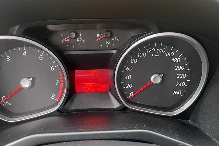Blå Ford Mondeo fra 2011