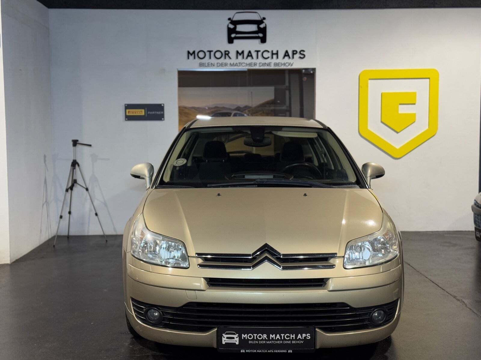 Orange Citroën C4 fra 2008