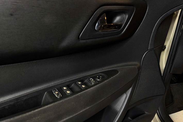 Orange Citroën C4 fra 2008