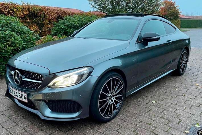 undefined Mercedes C400 fra 2017 set udefra