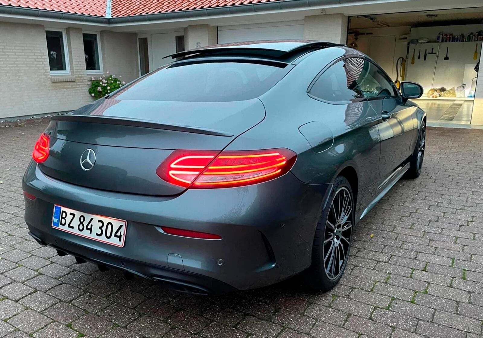 undefined Mercedes C400 fra 2017