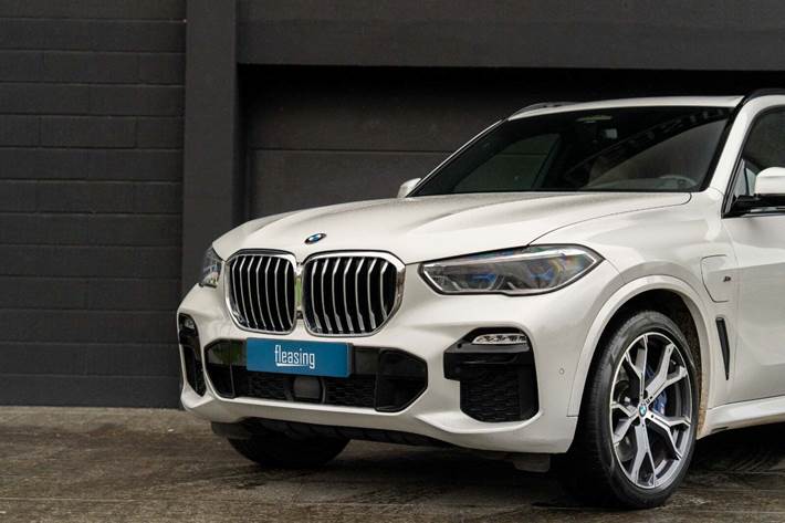 Hvid BMW X5 fra 2020