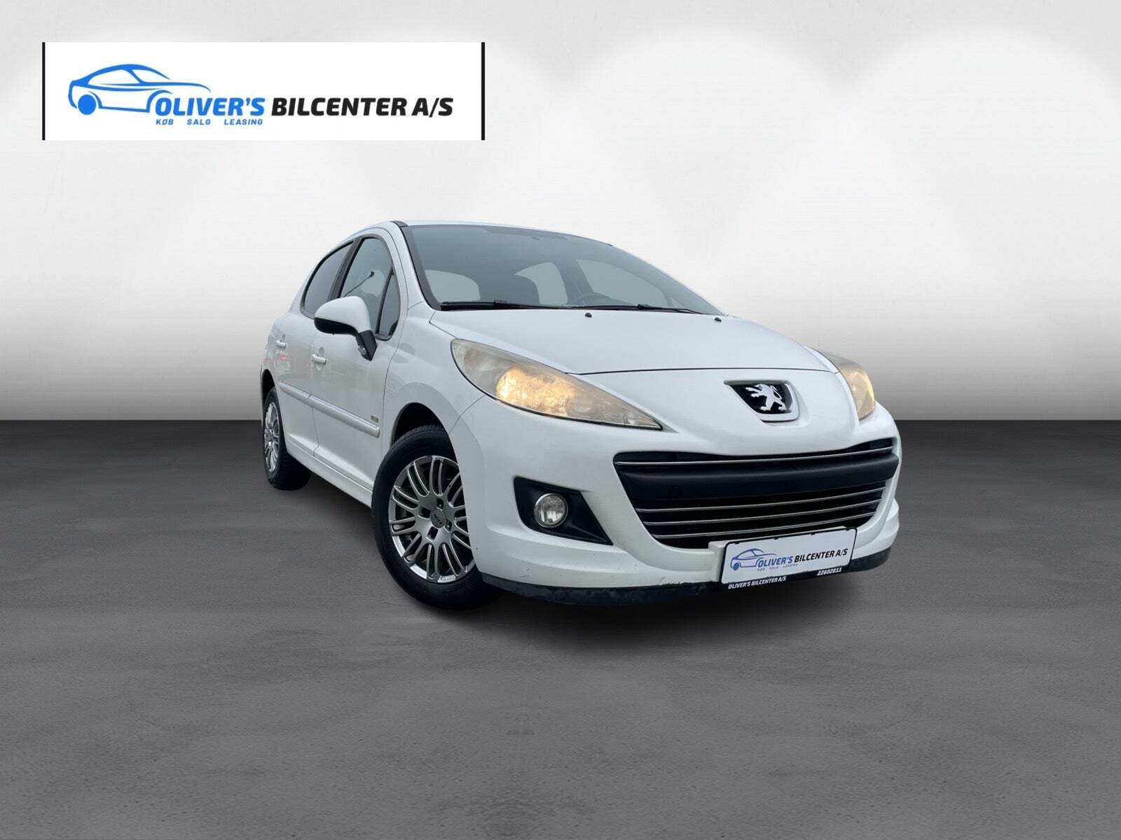 Hvid Peugeot 207 fra 2012