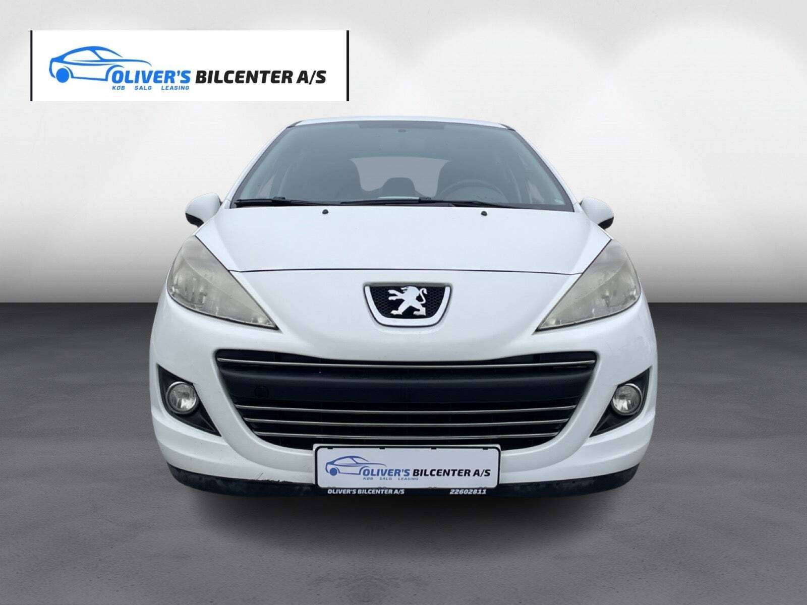 Hvid Peugeot 207 fra 2012
