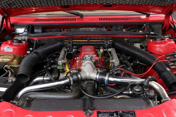 undefined Maserati 222 fra 1988 set udefra