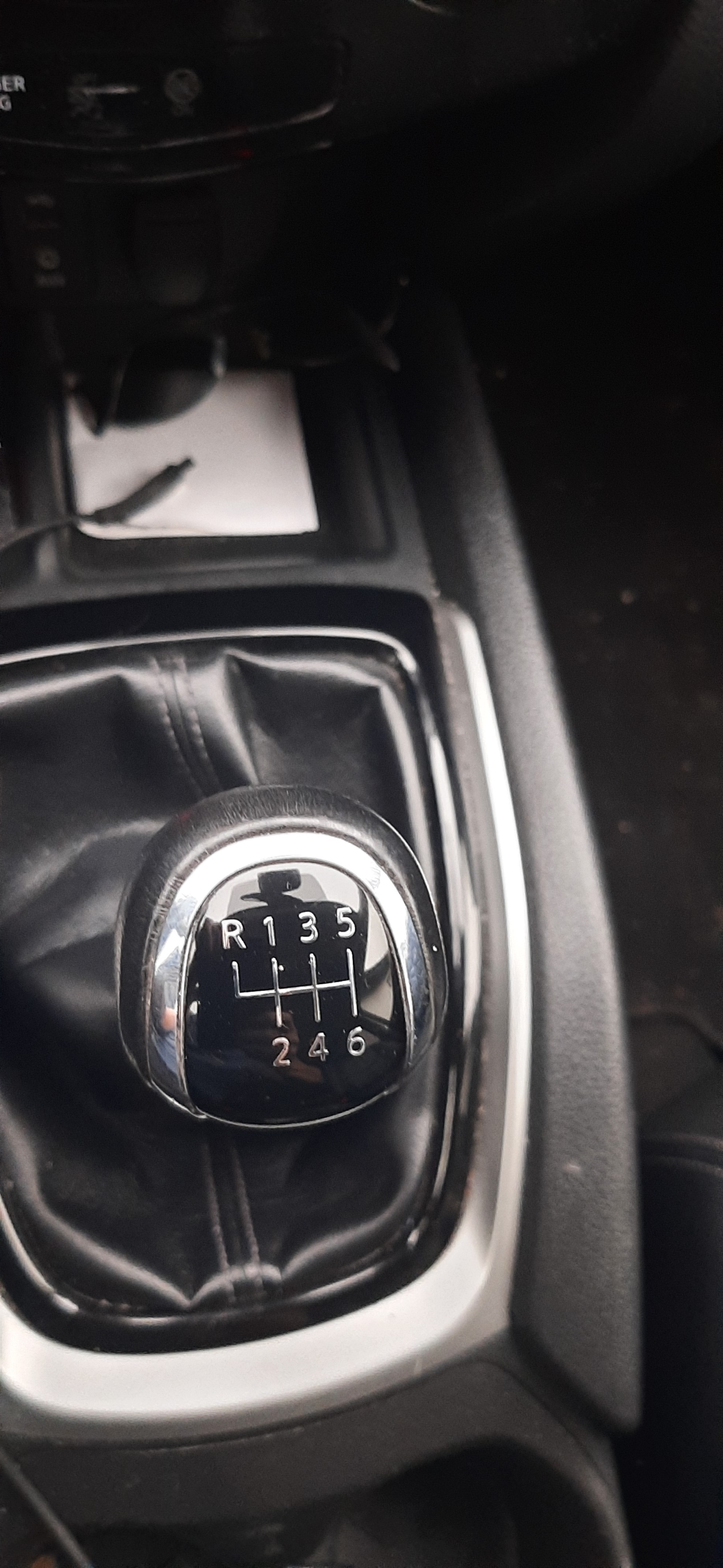 Sort Nissan X-Trail fra 2017