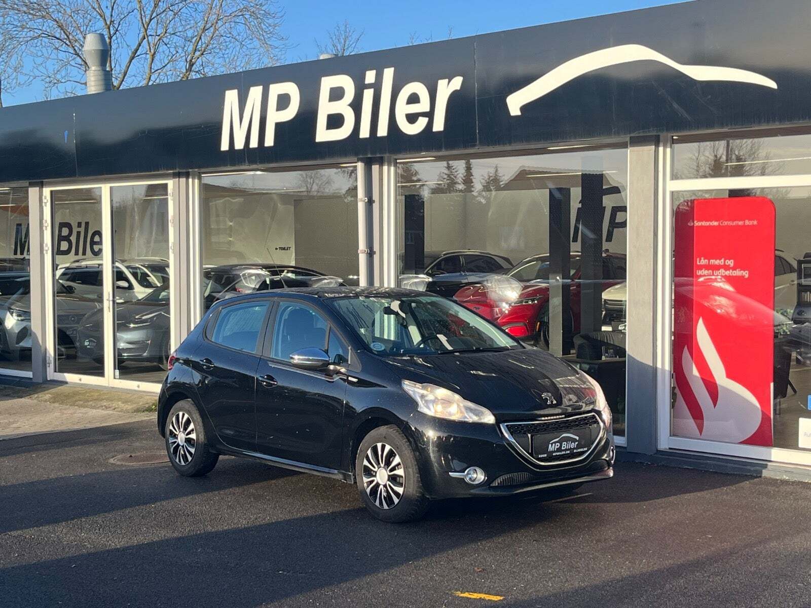 Sort Peugeot 208 fra 2013