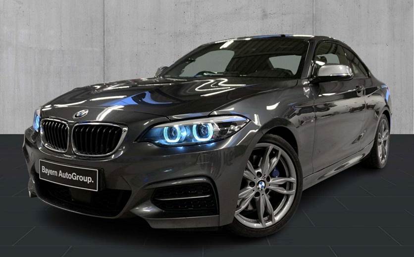 BMW M240i