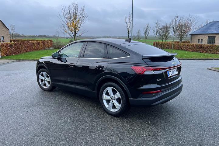 Sort Audi Q4 fra 2021