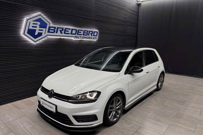 Hvid VW Golf VII fra 2016 set udefra