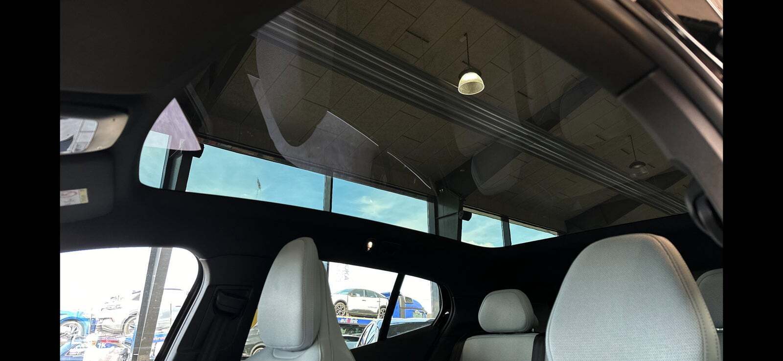 Sort Volvo EX30 fra 2024