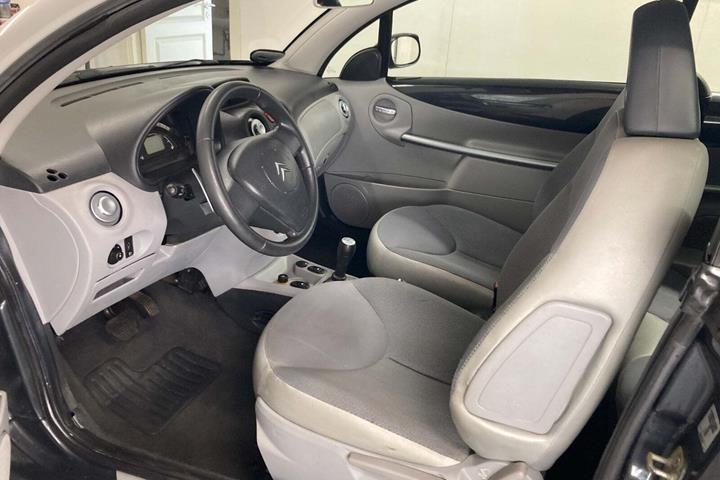 Blå Citroën C3 fra 2004