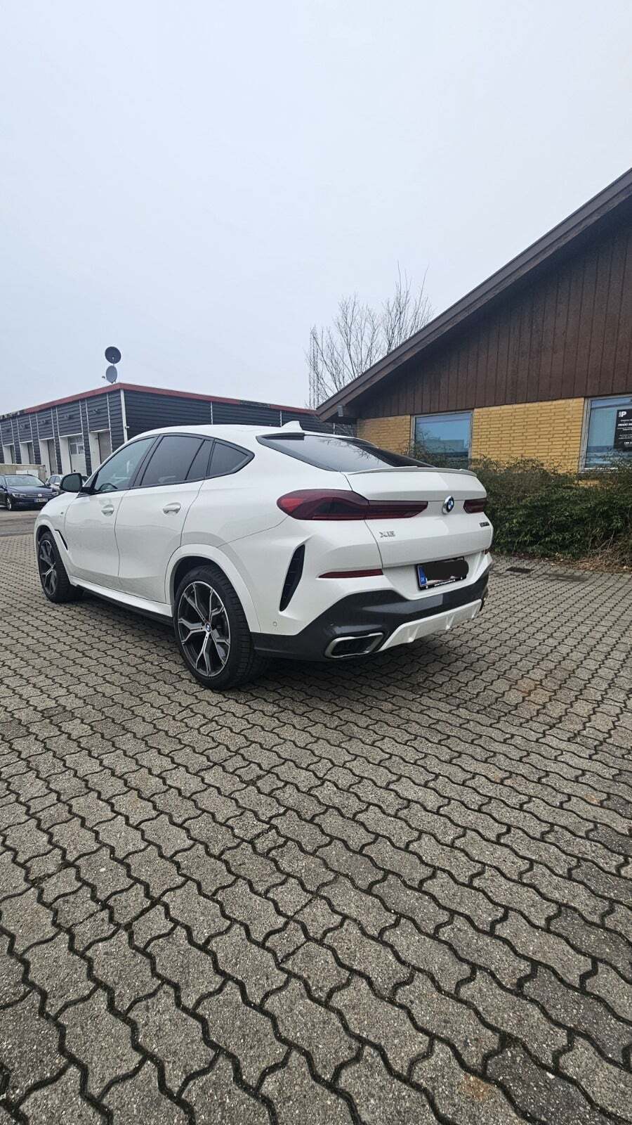 BMW X6