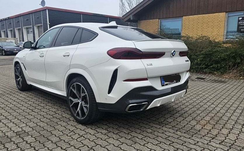 BMW X6