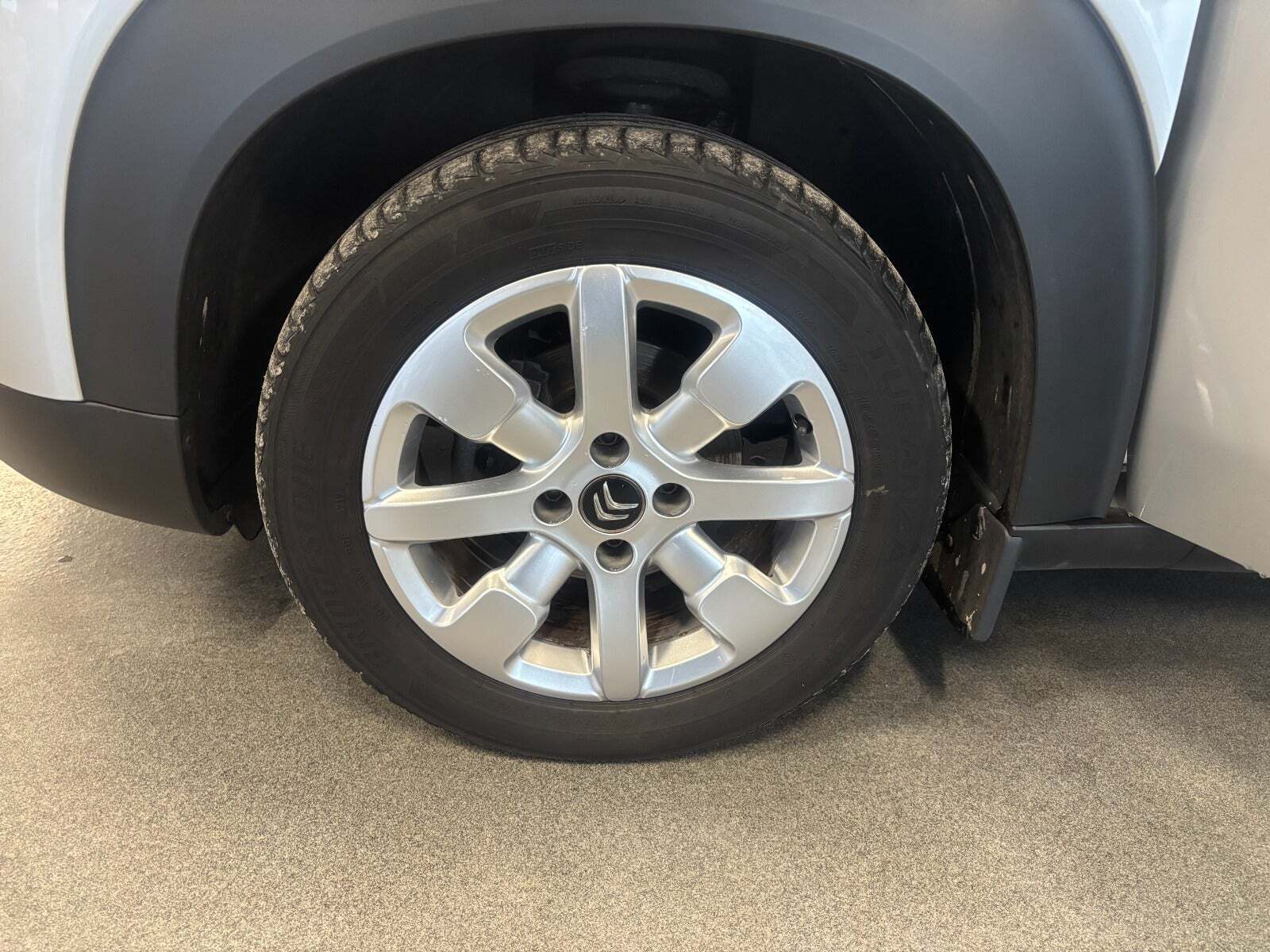 Sølv Citroën C3 Aircross fra 2018