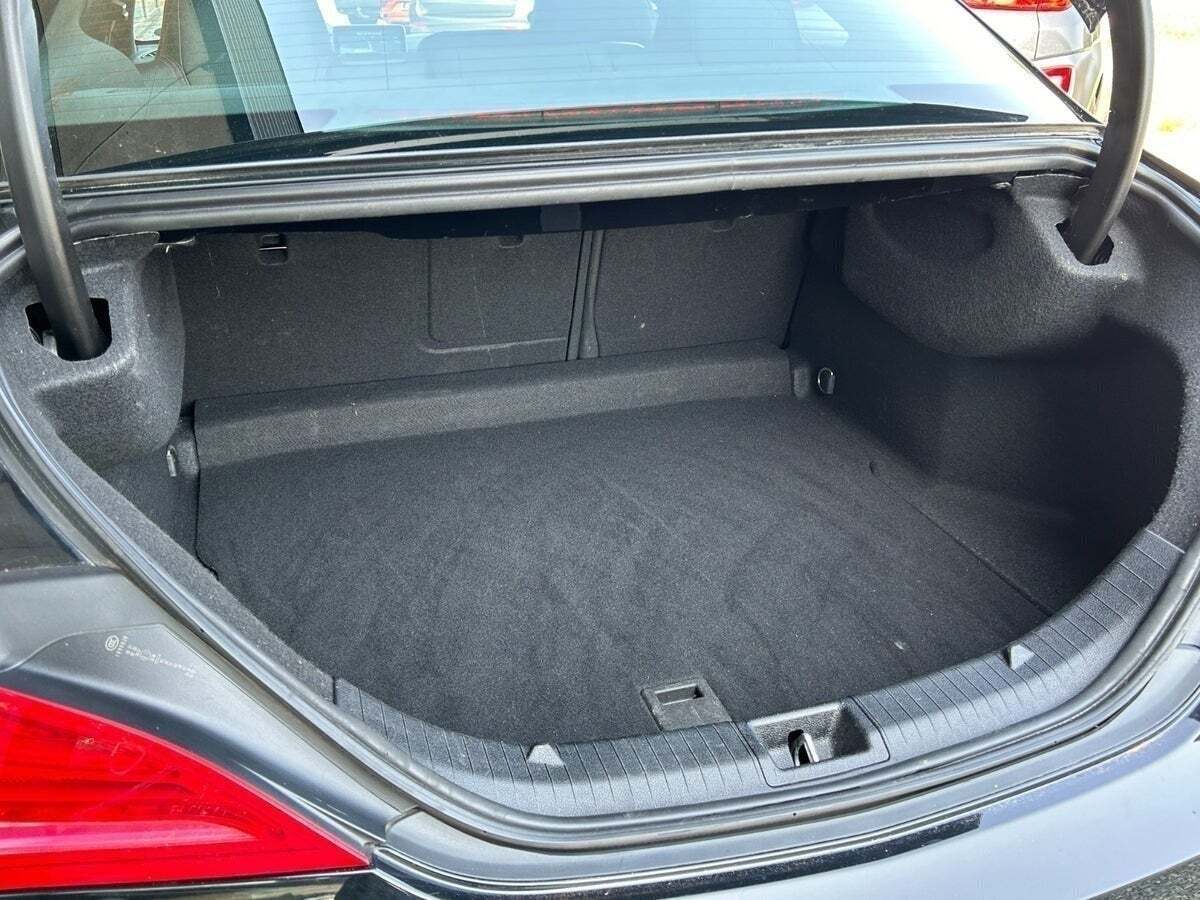 Sort Mercedes CLA200 fra 2016