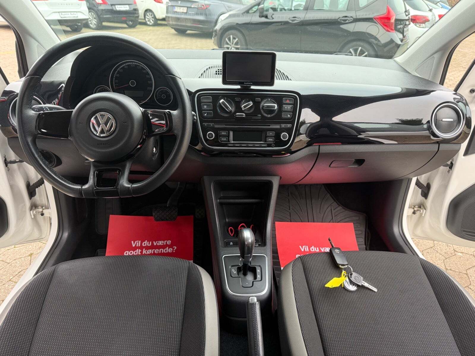 Hvid VW UP! fra 2014