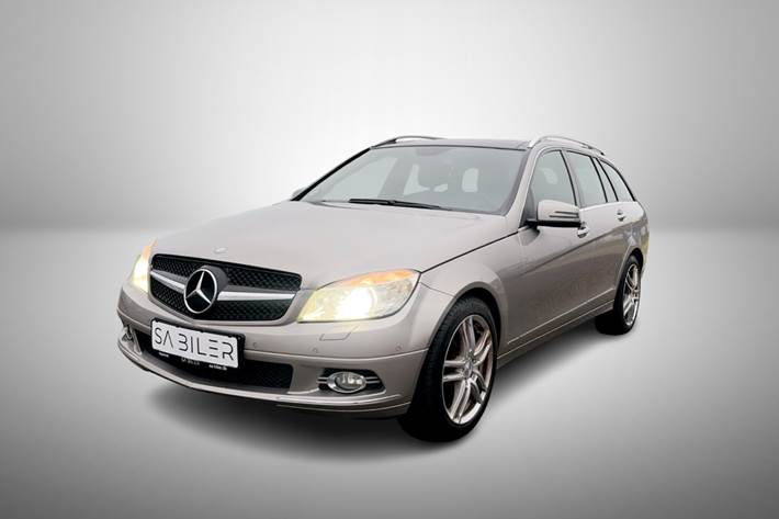 undefined Mercedes C320 fra 2009 set udefra