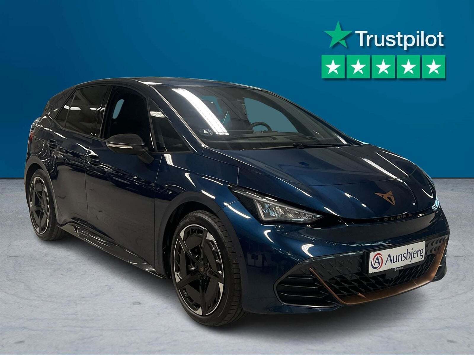 Blå Cupra Born fra 2023