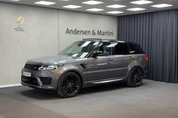 Grå Land Rover Range Rover sport fra 2018 set udefra