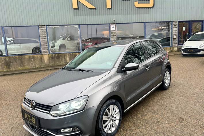undefined VW Polo fra 2015 set udefra