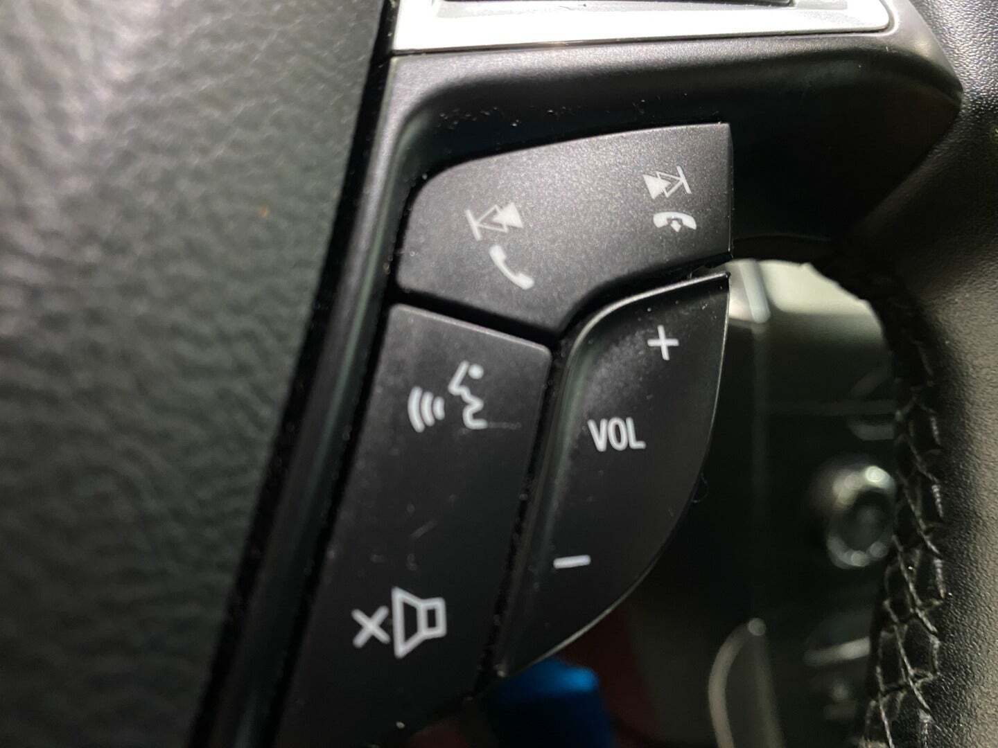 Grå Ford Galaxy fra 2016