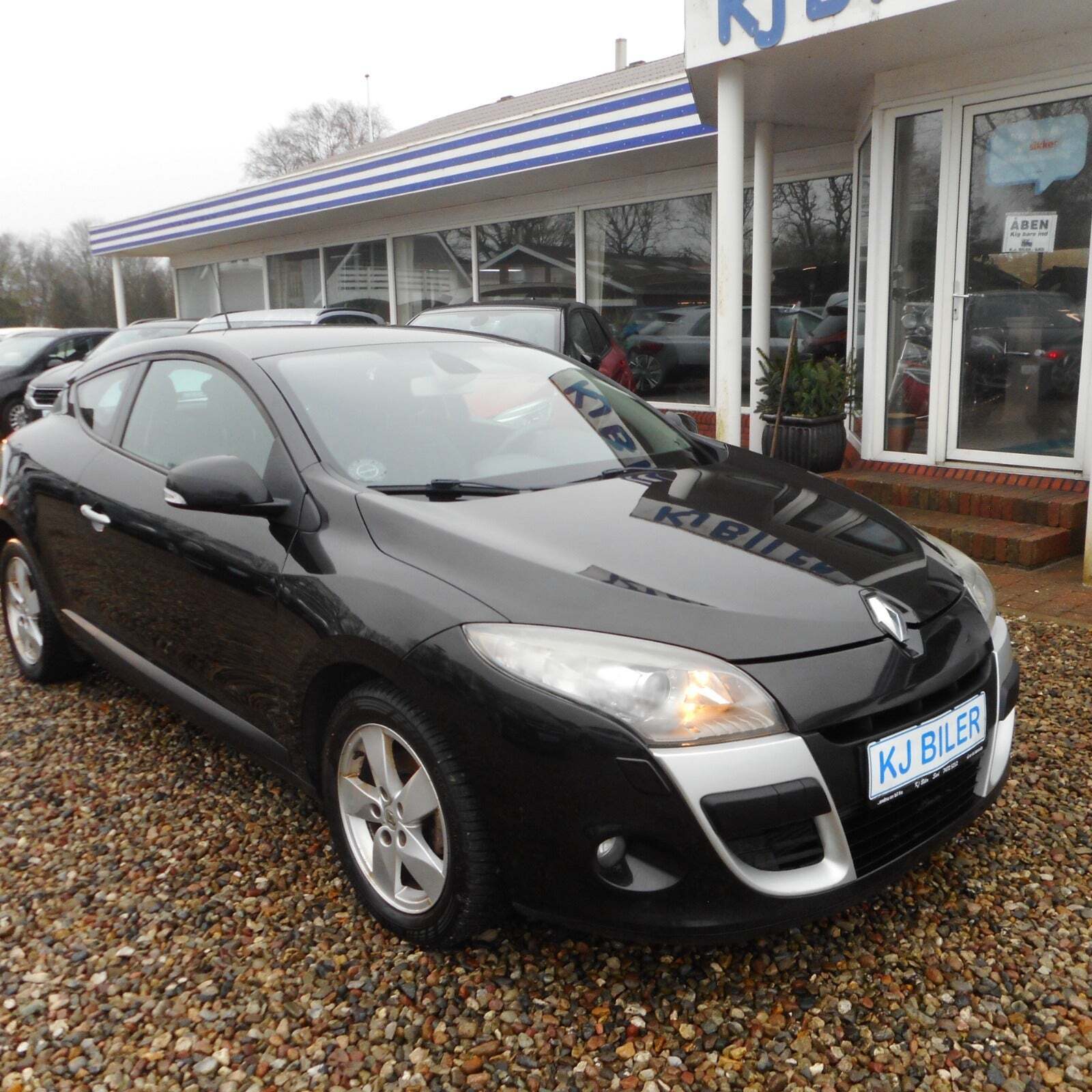 Grå Renault Megane III fra 2009