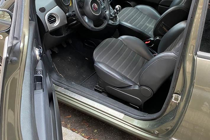 Grøn Fiat 500 fra 2010