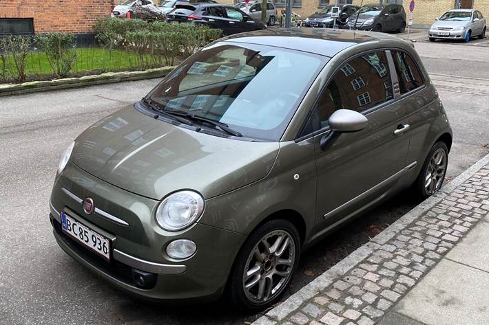 Grøn Fiat 500 fra 2010